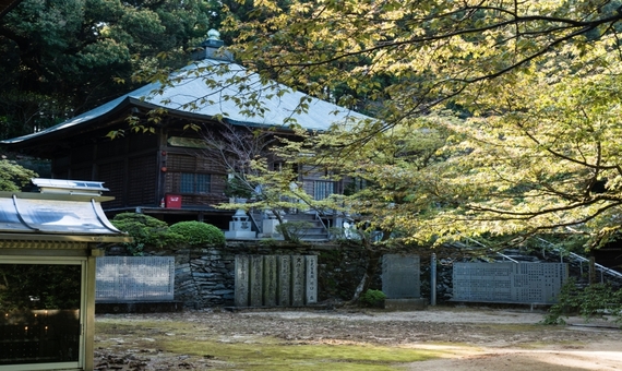 六十五番 三角寺